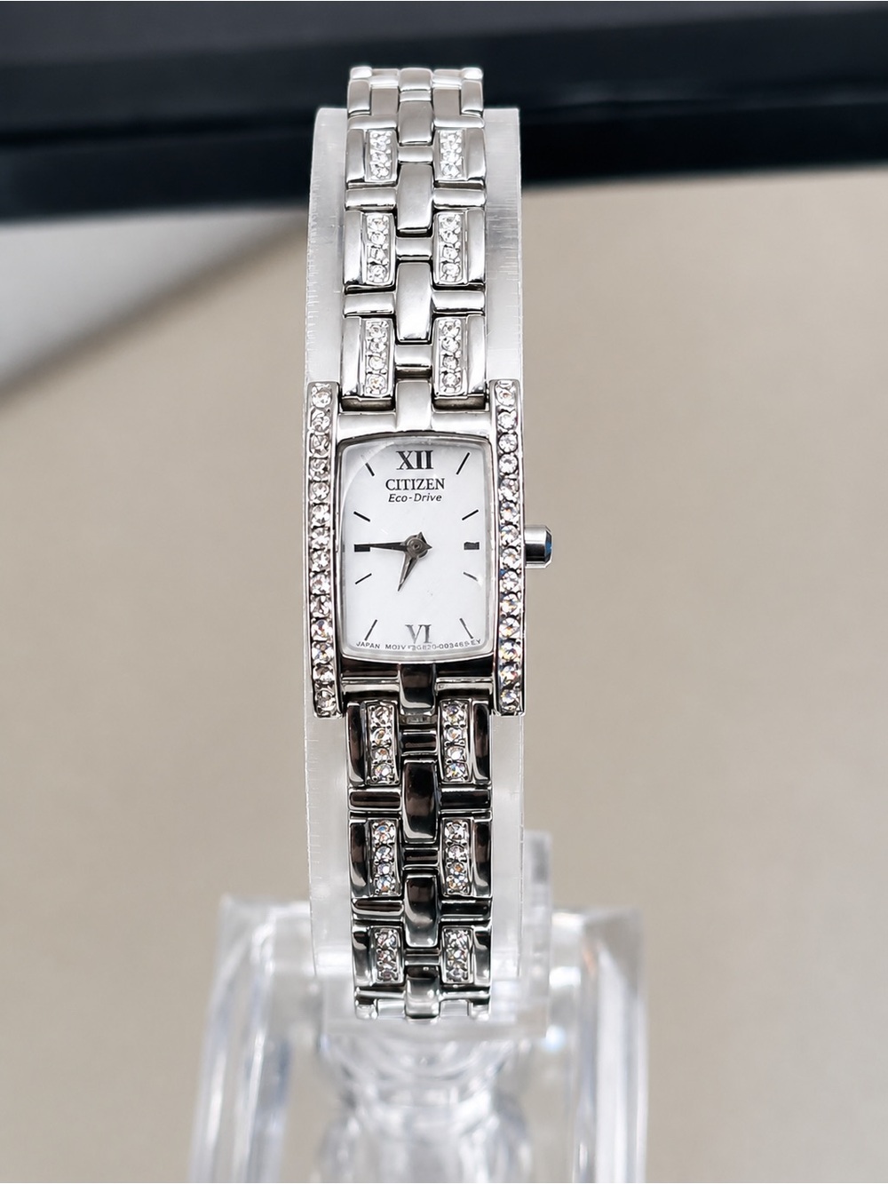 Vintage Citizen Eco-Drive Ladies Watch Crystal Accent Silver Tone 14.8mm Running